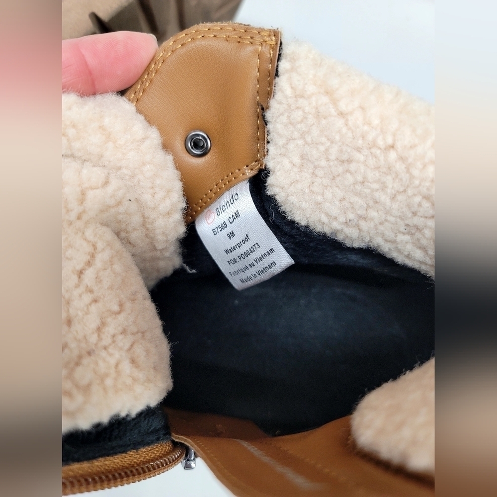 Blondo fleece lined ankle boots - Picture 6 of 13